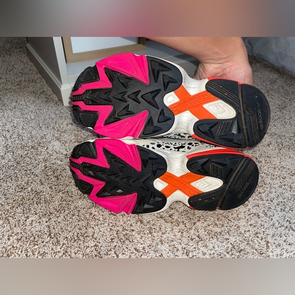 Adidas Falcon Trainer Women’s/Youth size 6 - Picture 7 of 12